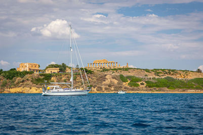 SY Tranquility Anchored In Front Of The Ancient Temple, Selinunte, Sicily 1