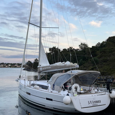 SV Leonora 3 Web