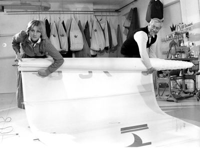 Paul Elvstrøm demonstrating sails